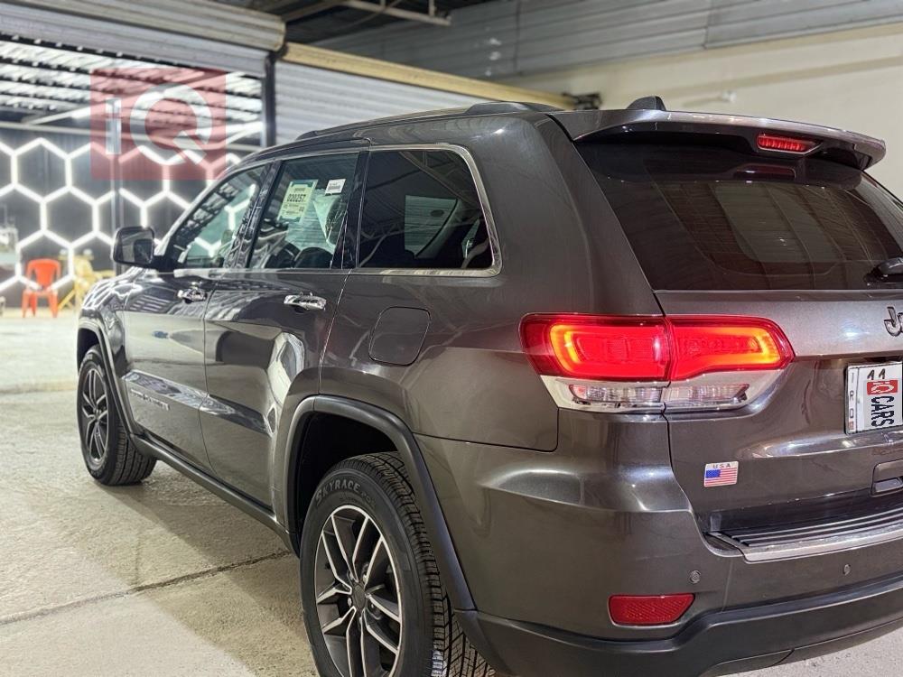 جيب جراند شيروكي